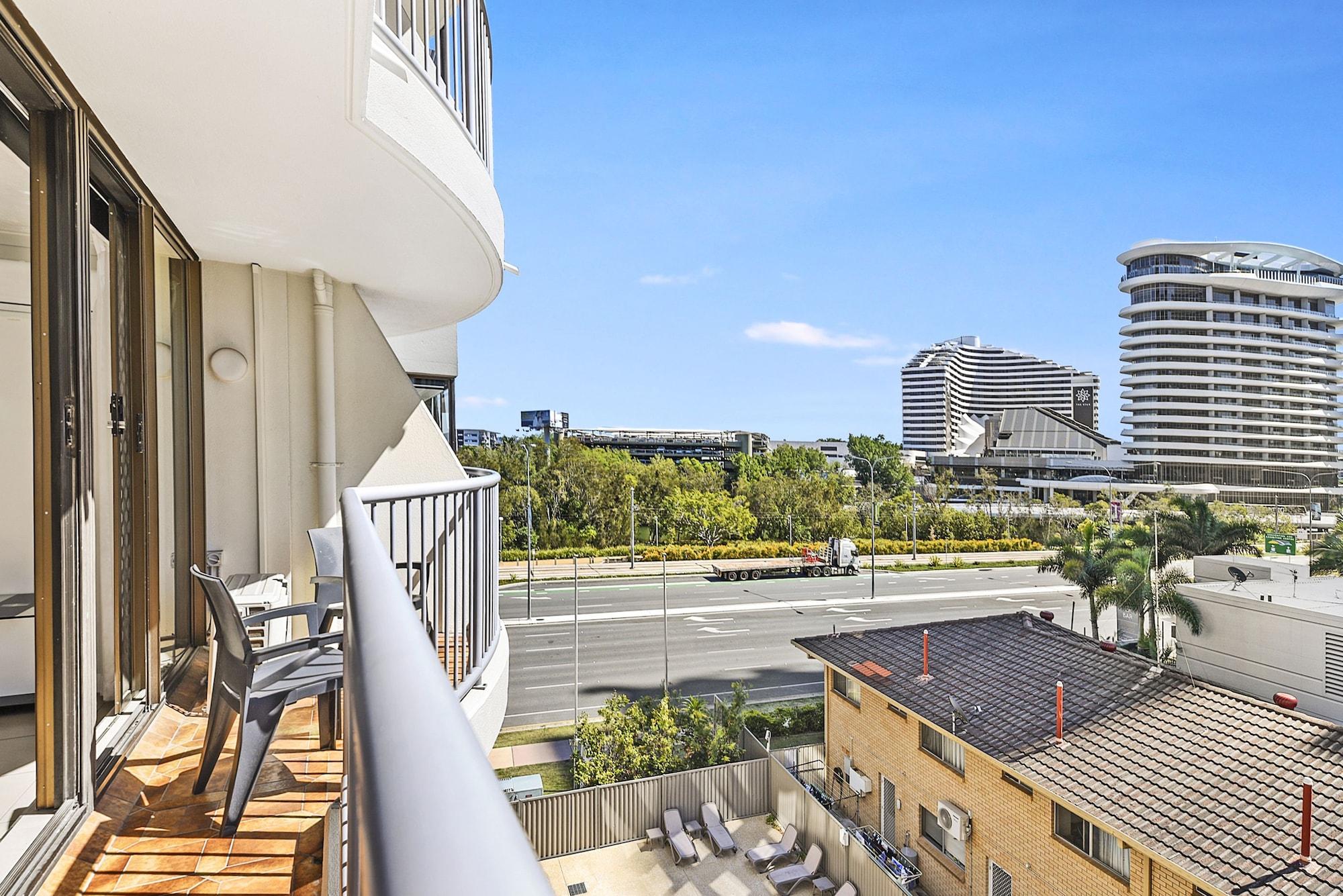 Broadbeach Travel Inn Apartments Guldkusten Exteriör bild