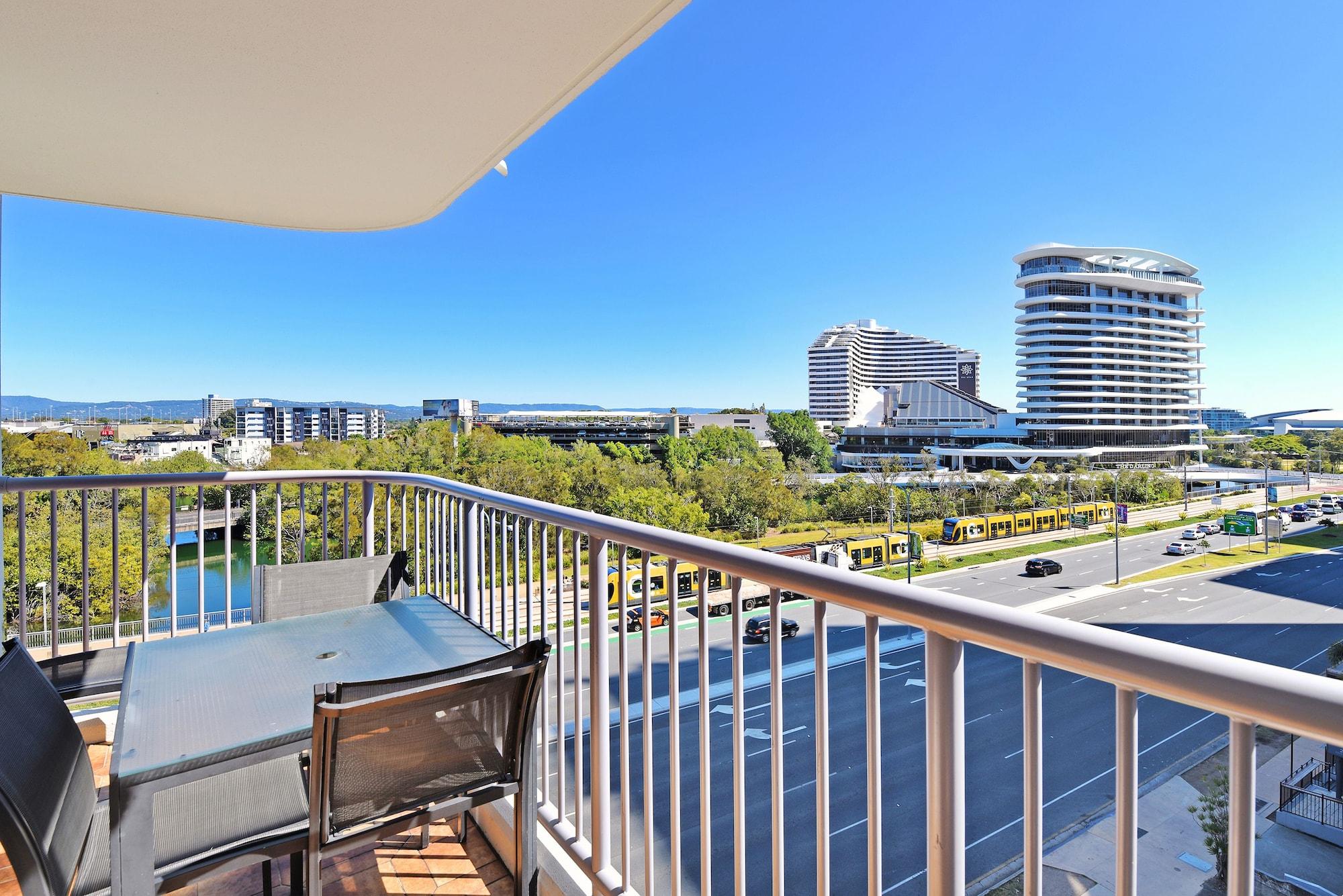 Broadbeach Travel Inn Apartments Guldkusten Exteriör bild