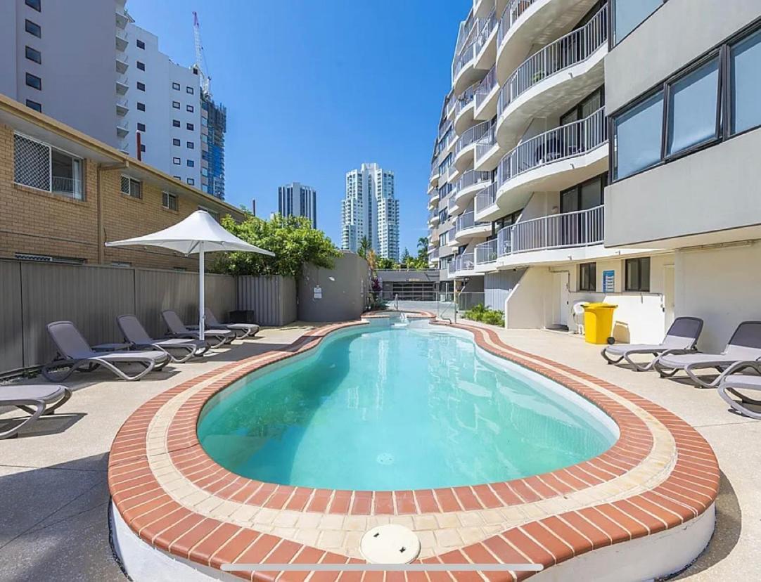 Broadbeach Travel Inn Apartments Guldkusten Exteriör bild